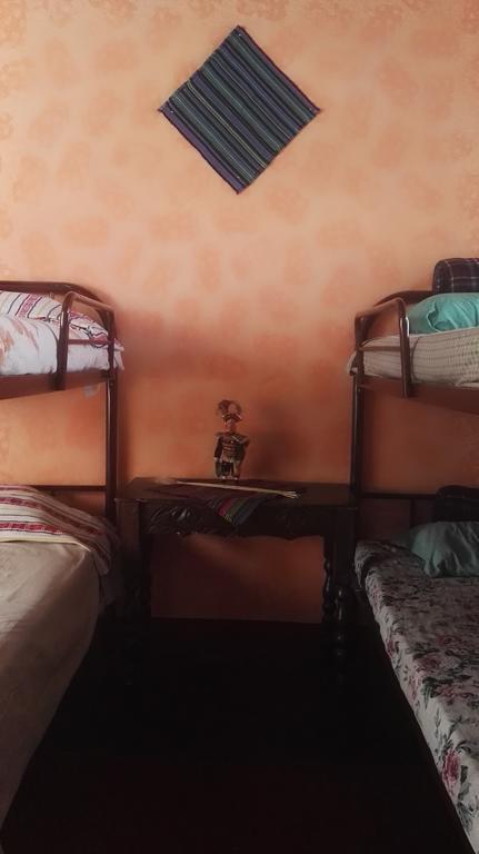 Hostal Morenos Antigua Esterno foto