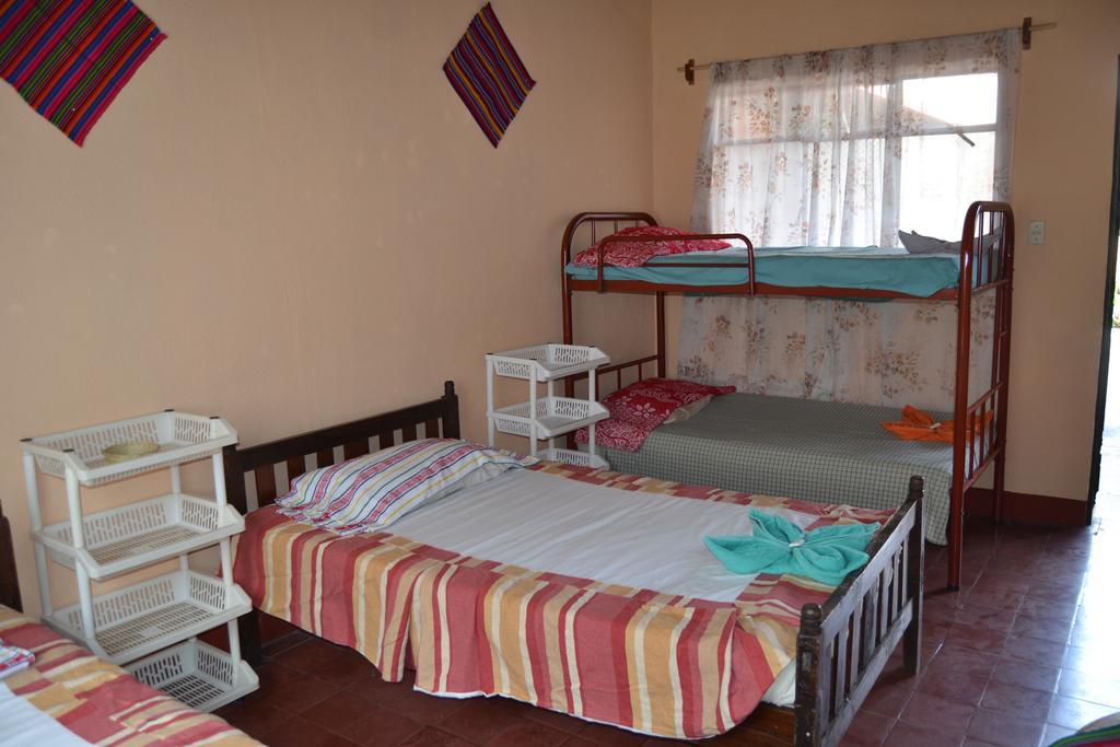 Hostal Morenos Antigua Esterno foto